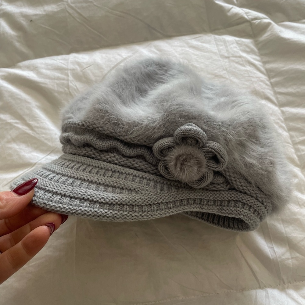 Soft grey winter hat beanie hat NEW